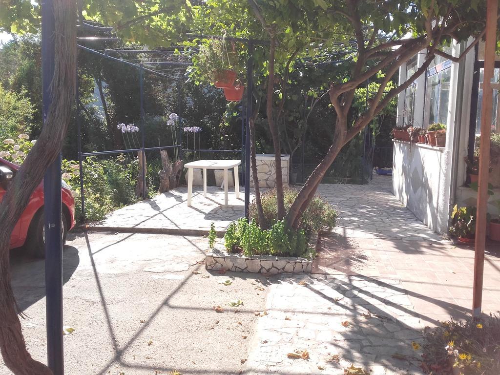 Apartment Malvina Mali Lošinj Dış mekan fotoğraf