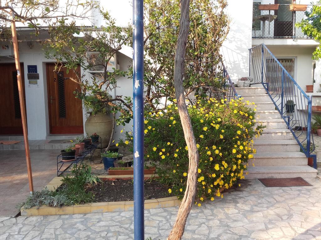 Apartment Malvina Mali Lošinj Dış mekan fotoğraf