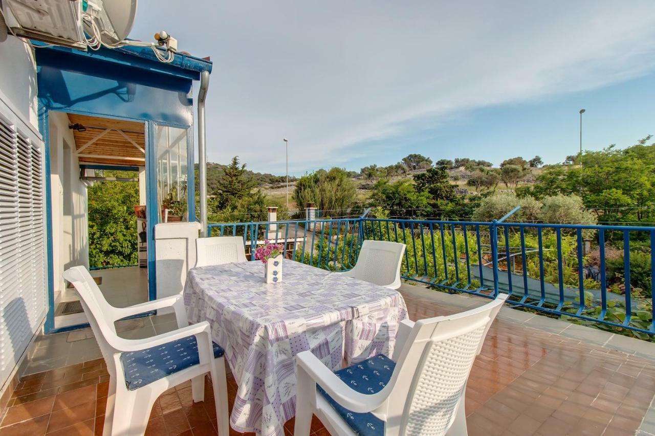 Apartment Malvina Mali Lošinj Dış mekan fotoğraf